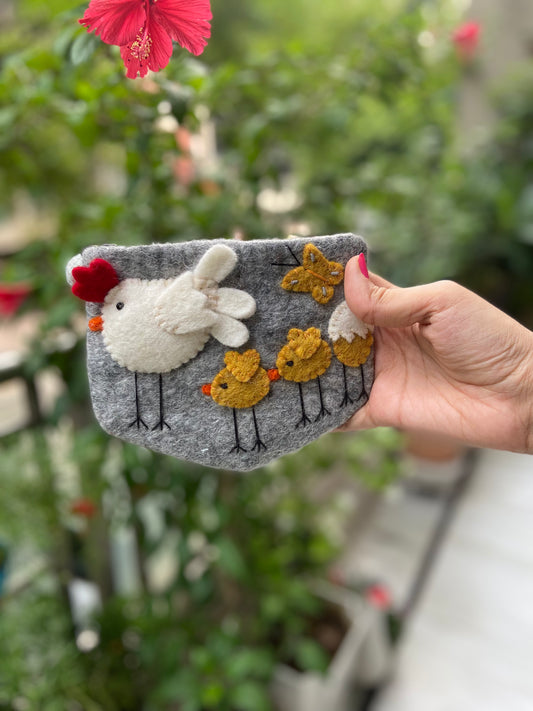 Chickaboo Nesting Pouch